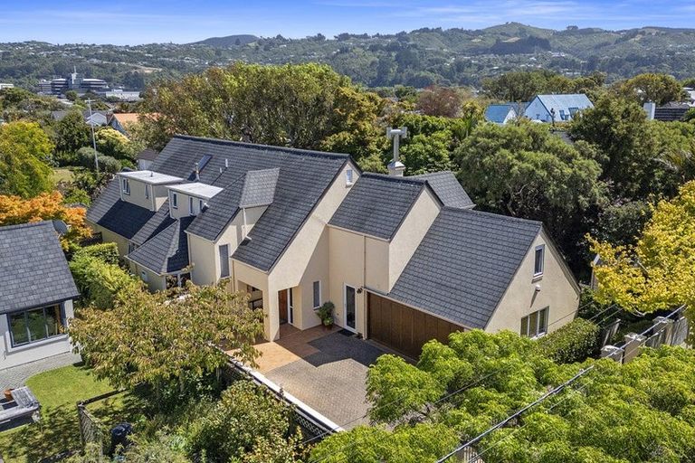 Photo of property in 1/20 Willoughby Street, Woburn, Lower Hutt, 5010