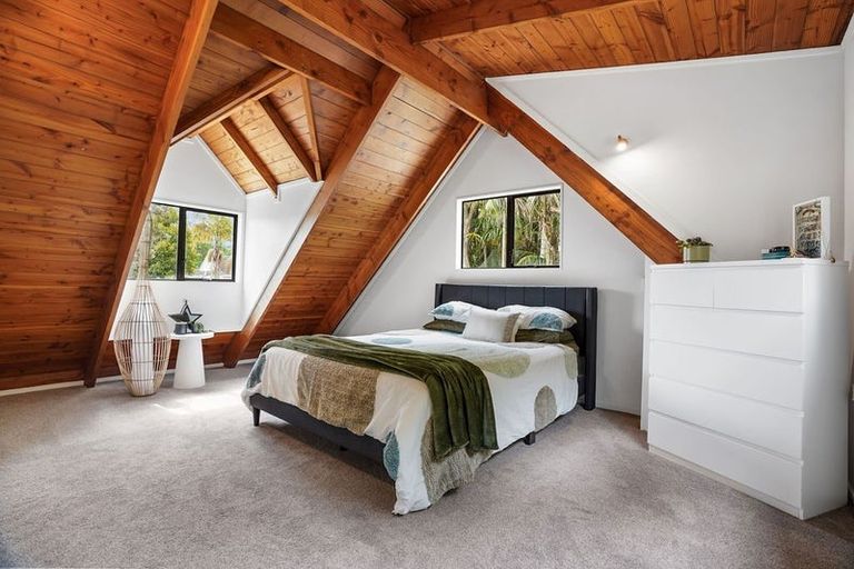 Photo of property in 1/30 Simon Ellice Drive, Bayview, Auckland, 0629