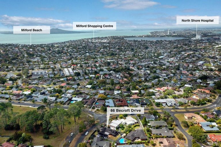 Photo of property in 86 Becroft Drive, Forrest Hill, Auckland, 0620