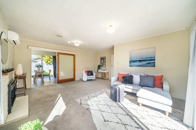 Photo of property in 75 Pasadena Crescent, Totara Park, Upper Hutt, 5018