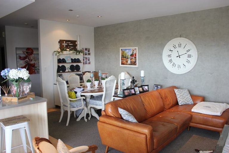 Photo of property in Point Ridge, 8/130f Gills Road, Albany Heights, Auckland, 0632