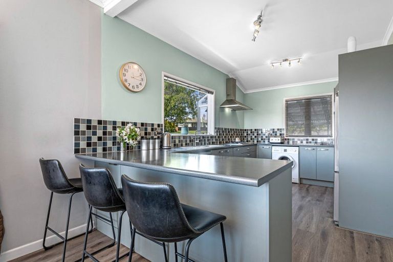 Photo of property in 19 Coulter Road, Owhata, Rotorua, 3010