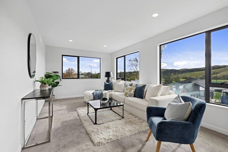 Photo of property in 2 Kanono Way, Helensville, 0800