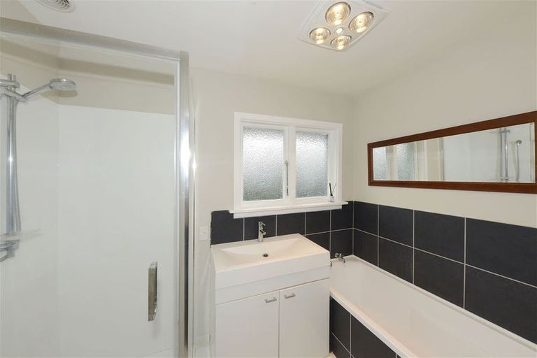 Photo of property in 24 Sledmere Street, Burnside, Christchurch, 8053