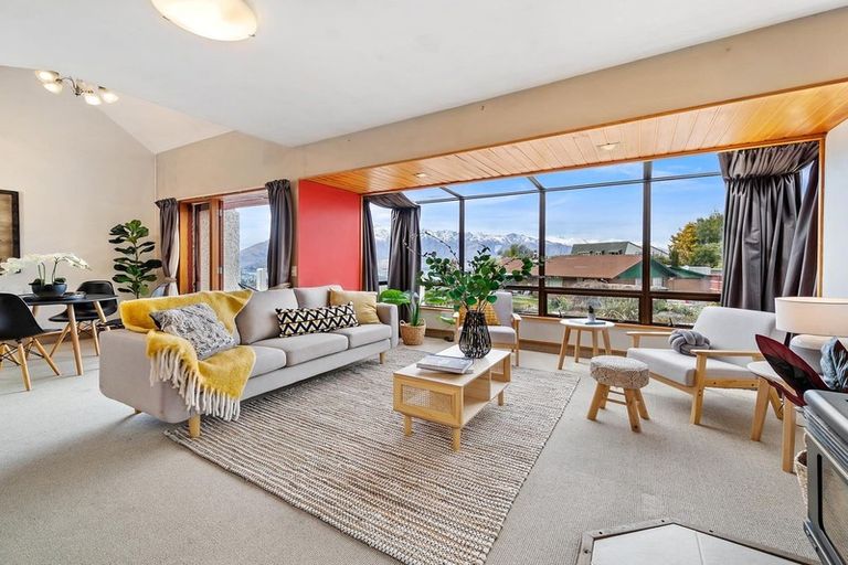 Photo of property in 23b Lochy Road, Fernhill, Queenstown, 9300