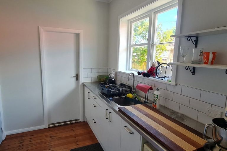 Photo of property in 133 Waiwhetu Road, Waterloo, Lower Hutt, 5011