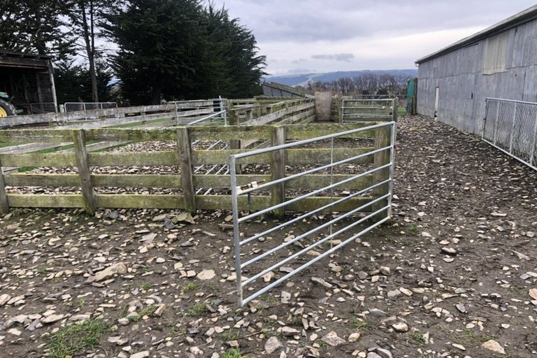 Photo of property in 309 Gladstone Road North, Mosgiel, 9092