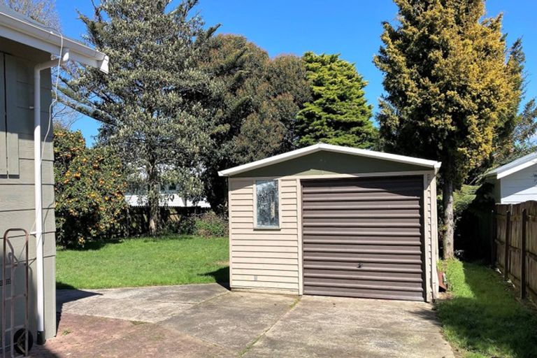 Photo of property in 24 Cypress Crescent, Pukete, Hamilton, 3200