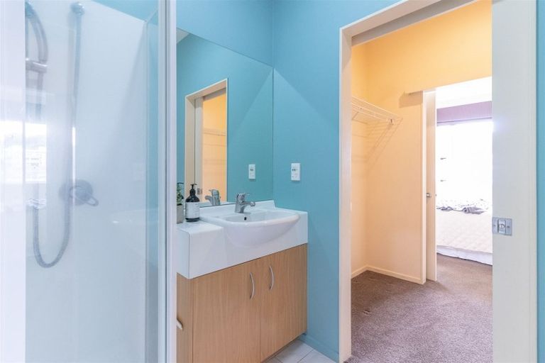 Photo of property in Stadium Garden Flats, 305/107 Thorndon Quay, Pipitea, Wellington, 6011