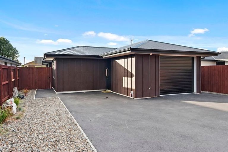 Photo of property in 75b Vivian Street, Burwood, Christchurch, 8083