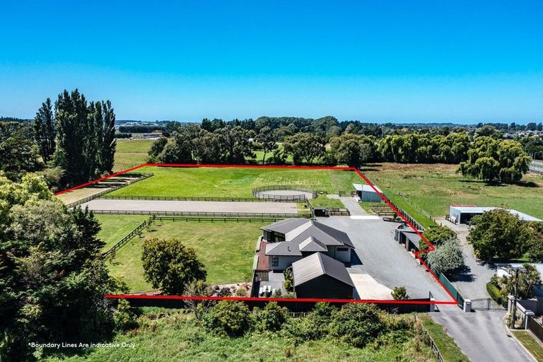 Photo of property in 33 Langes Road, Marshland, Christchurch, 8051