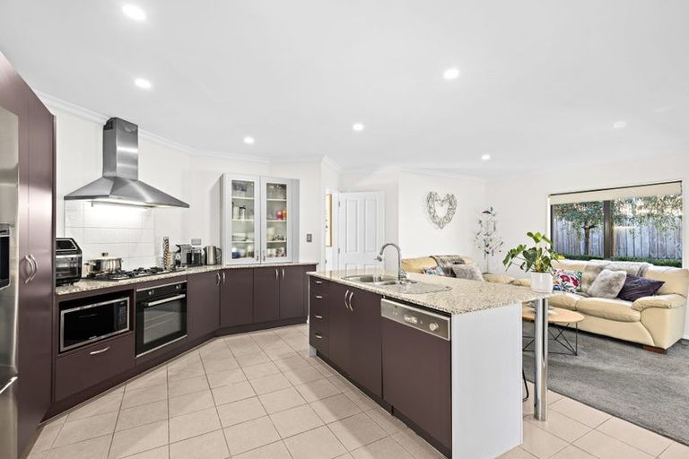 Photo of property in 12 Gold Street, Albany Heights, Auckland, 0632