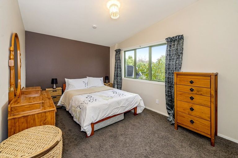 Photo of property in 13 Bridge Street, Southbridge, 7602