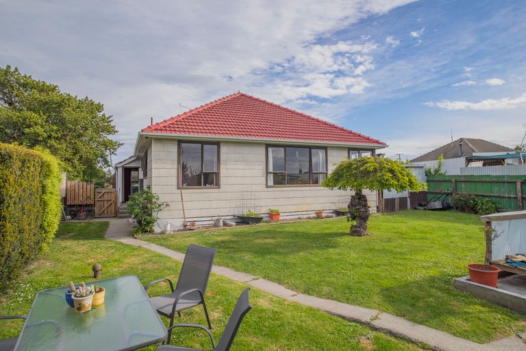 Photo of property in 8 Tay Street, Waimataitai, Timaru, 7910