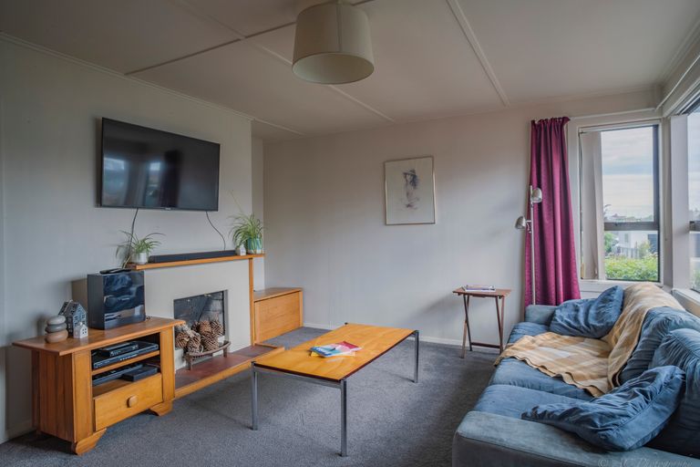 Photo of property in 8 Tay Street, Waimataitai, Timaru, 7910