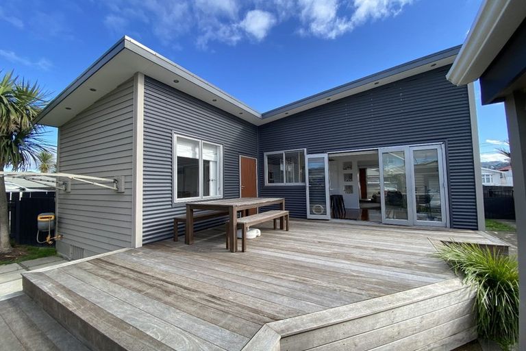 Photo of property in 4 Oriental Street, Petone, Lower Hutt, 5012