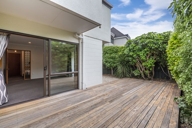 Photo of property in 2/40 Onslow Street, St Albans, Christchurch, 8014