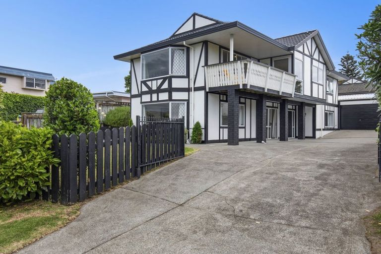 Photo of property in 6 Allen Road, Raumati Beach, Paraparaumu, 5032