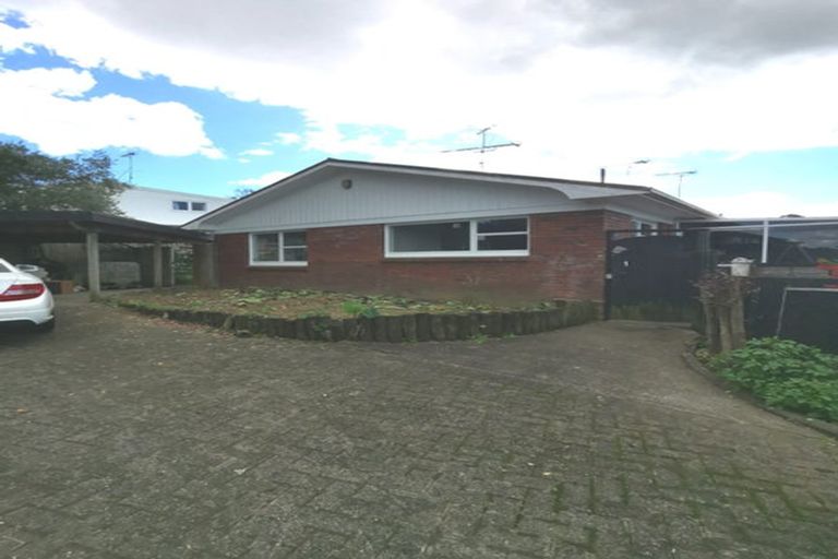 Photo of property in 1/133 Ennis Avenue, Pakuranga Heights, Auckland, 2010