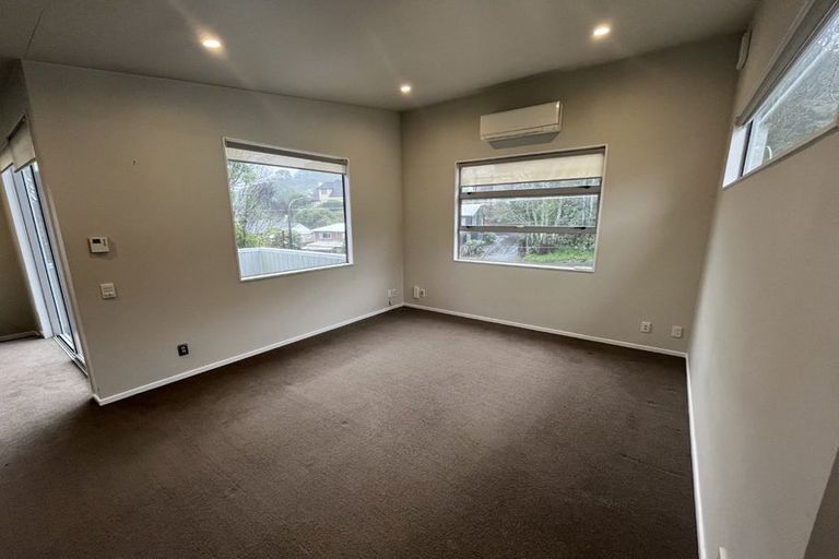 Photo of property in 4 Poona Street, Khandallah, Wellington, 6035