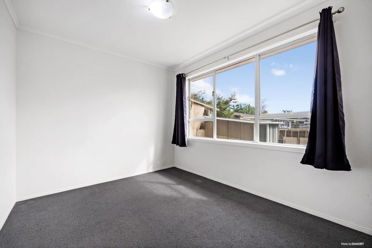 Photo of property in 2/3172 Great North Road, New Lynn, Auckland, 0600