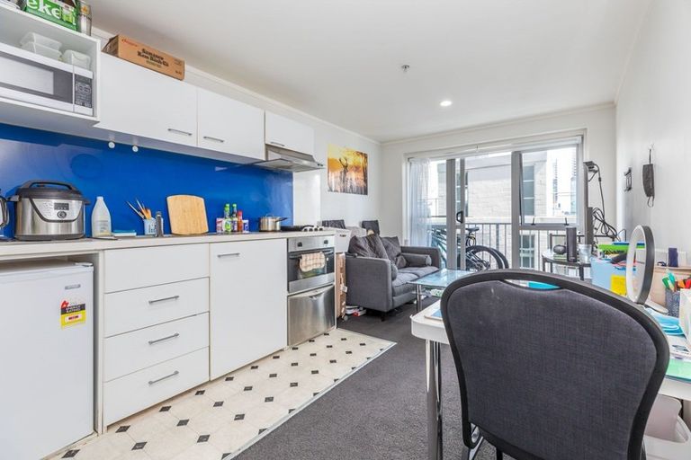 Photo of property in Waldorf Bankside Apartments, 5c/8 Bankside Street, Auckland Central, Auckland, 1010