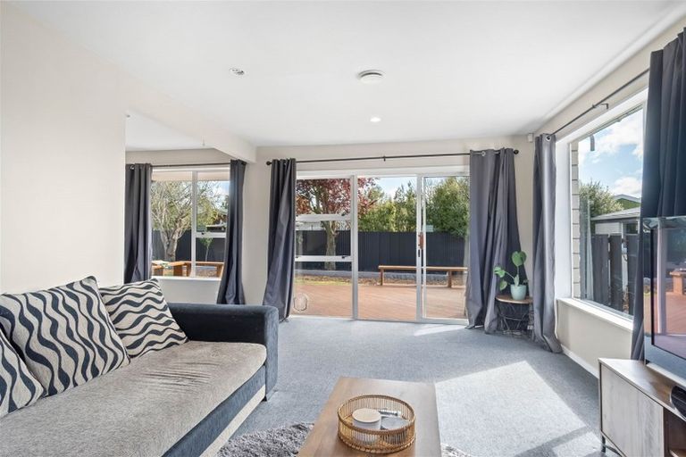 Photo of property in 22 Mckellar Place, Hornby, Christchurch, 8042