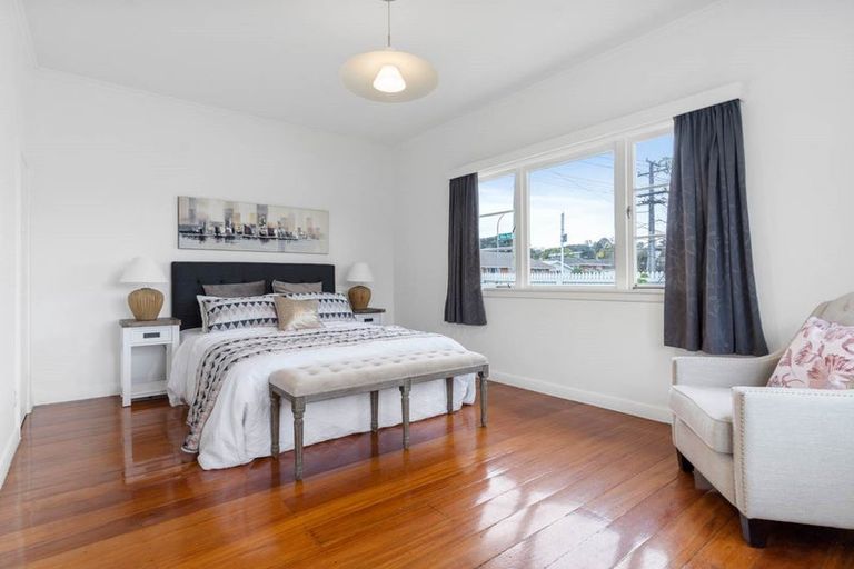 Photo of property in 1/91 Nile Road, Milford, Auckland, 0620