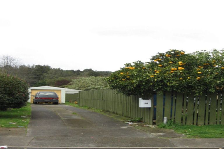 Photo of property in 15 Citril Place, Red Hill, Papakura, 2110