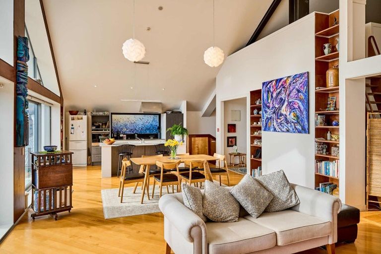 Photo of property in 61 Simmental Crescent, Somerville, Auckland, 2014