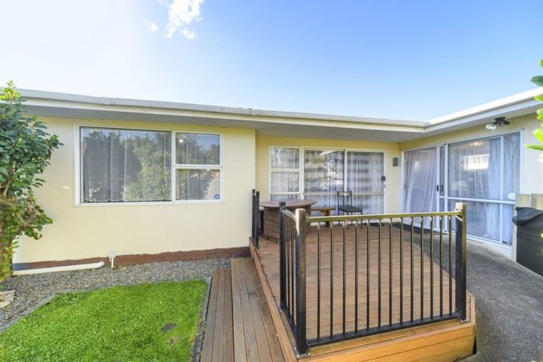 Photo of property in 3/272 Grey Street, Palmerston North, 4414