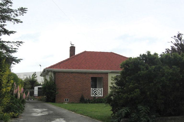 Photo of property in 6 Rowe Place, Burwood, Christchurch, 8061