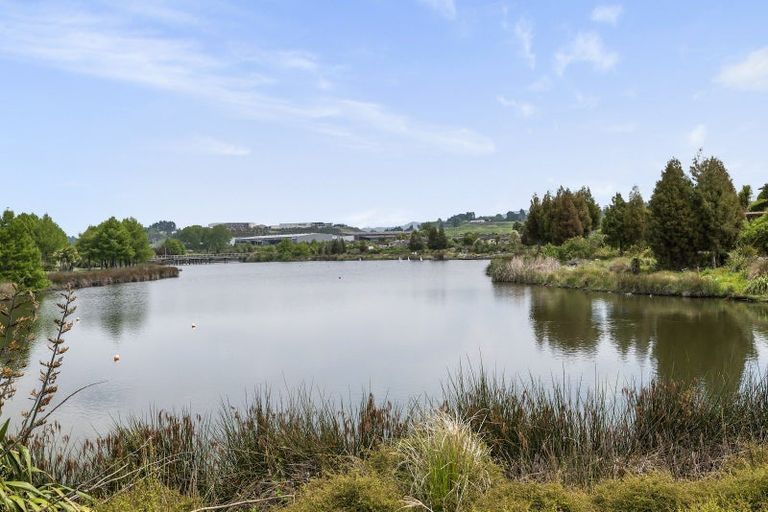 Photo of property in 21 Lakeview Quay, Pyes Pa, Tauranga, 3112