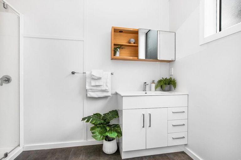 Photo of property in 13 Woodhouse Road, Patumahoe, Pukekohe, 2679