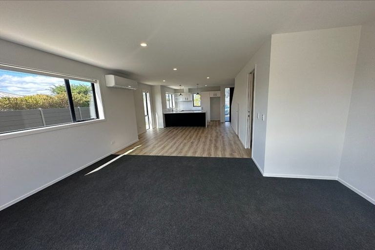 Photo of property in 73 Pipi Place, Levin, 5510