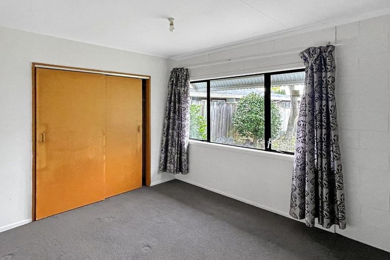 Photo of property in 44 Invergarry Road, Hilltop, Taupo, 3330