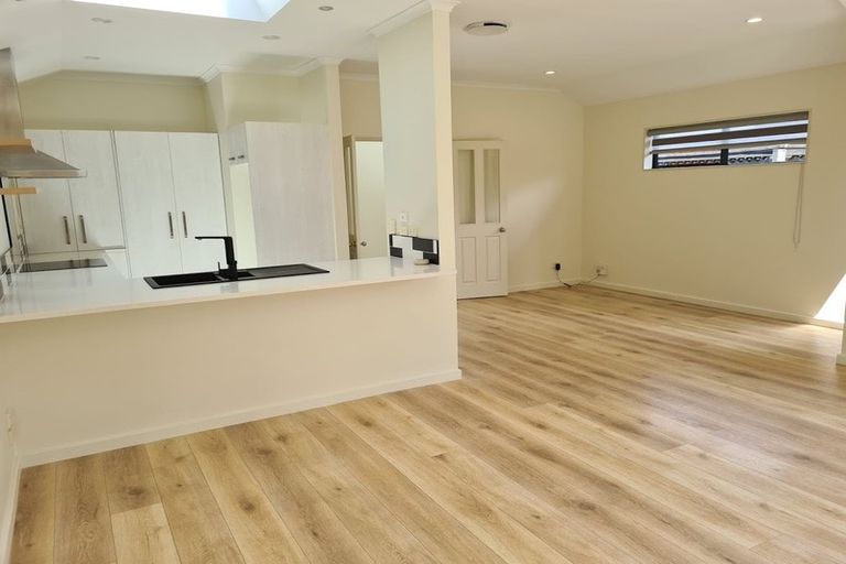 Photo of property in 3 Stroud Lane, Papanui, Christchurch, 8053