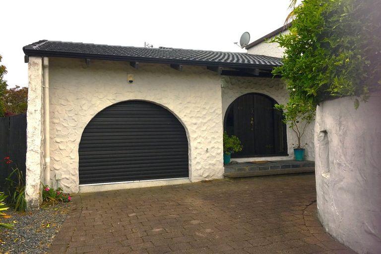 Photo of property in 17a Balgowan Terrace, Conifer Grove, Takanini, 2112