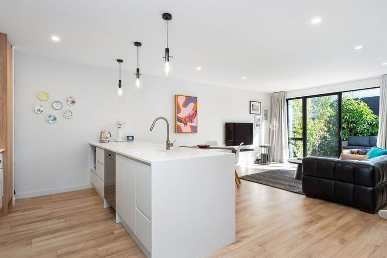 Photo of property in 38c Roosevelt Avenue, St Albans, Christchurch, 8014