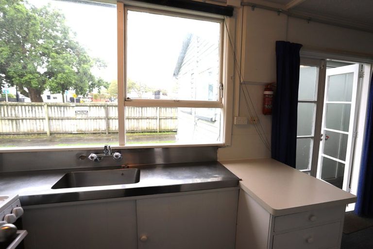 Photo of property in 2/40 Grafton Street, Waltham, Christchurch, 8011