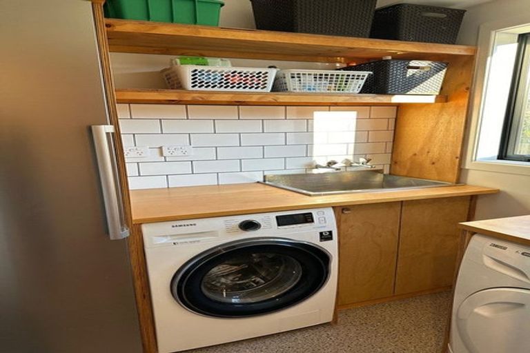 Photo of property in 18 Cairnmuir Crescent, Cromwell, 9310