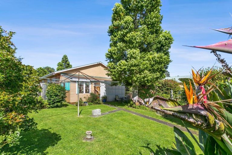 Photo of property in 39 Carthew Street, Okato, 4335