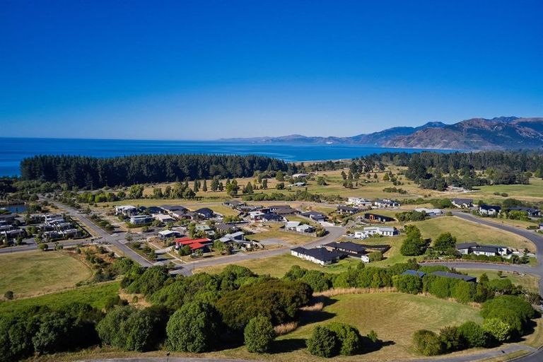 Photo of property in 4 Swyncombe Place, Kaikoura Flat, Kaikoura, 7371