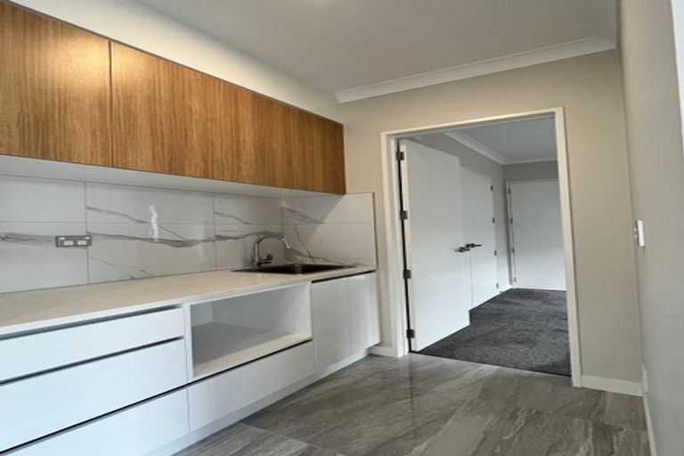 Photo of property in 12 Drumaness Road, Flat Bush, Auckland, 2019