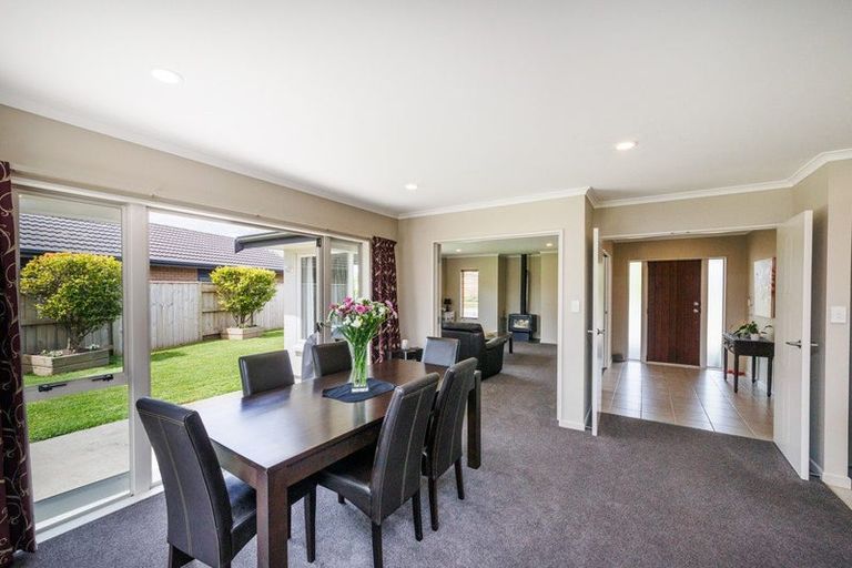 Photo of property in 25 Rodeo Drive, Kelvin Grove, Palmerston North, 4414