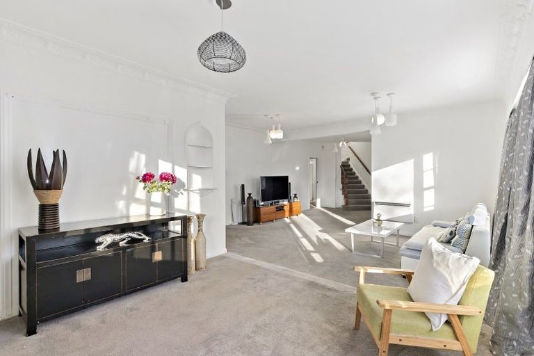 Photo of property in 4 Orr Crescent, Hutt Central, Lower Hutt, 5011