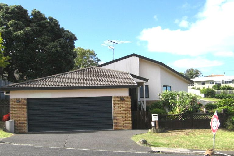 Photo of property in 2/32 Bevyn Street, Castor Bay, Auckland, 0620