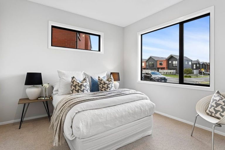 Photo of property in 7 Roundel Crescent, Whenuapai, Auckland, 0618