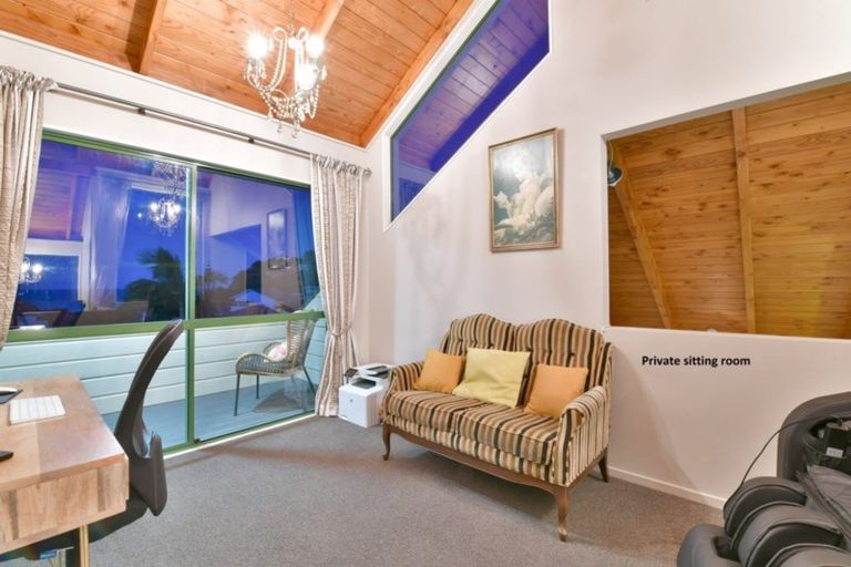 Photo of property in 18 Whale Cove, Stanmore Bay, Whangaparaoa, 0932