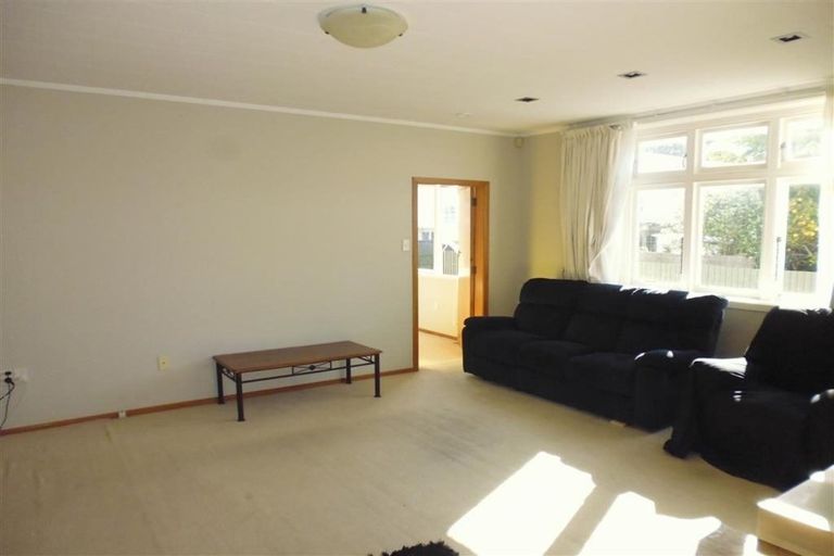 Photo of property in 1/5 Birdwood Road, Waterloo, Lower Hutt, 5011